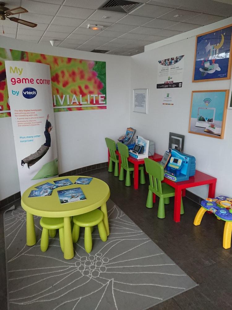 Hotel ibis Styles Chinon Exteriér fotografie