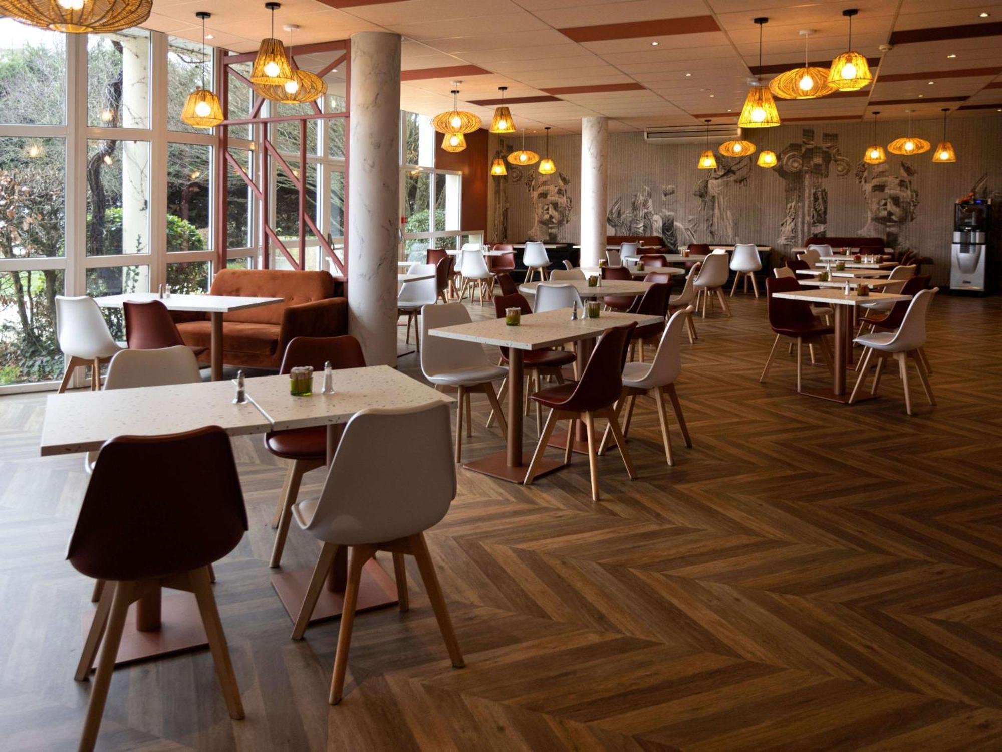 Hotel ibis Styles Chinon Exteriér fotografie